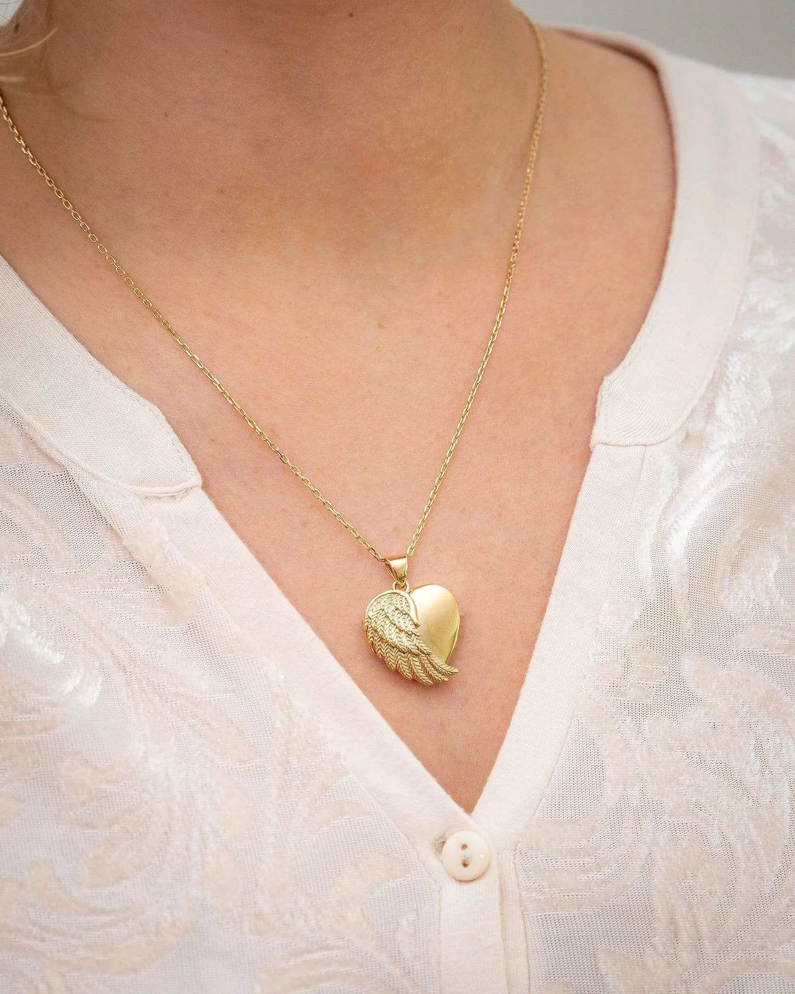 Gold Angel Wing Pendant Urn (10K)