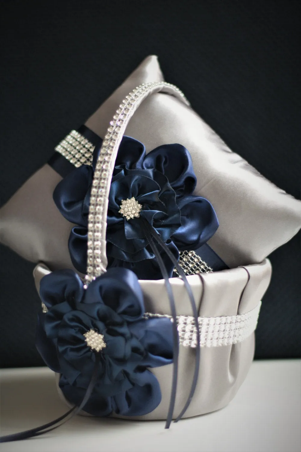 Gray Navy Bearer Pillow \ Navy ring cushion \ Navy Wedding Pillow \ Gray Navy Wedding Ring Holder \ Grey Navy Pillow \ Pillow for rings