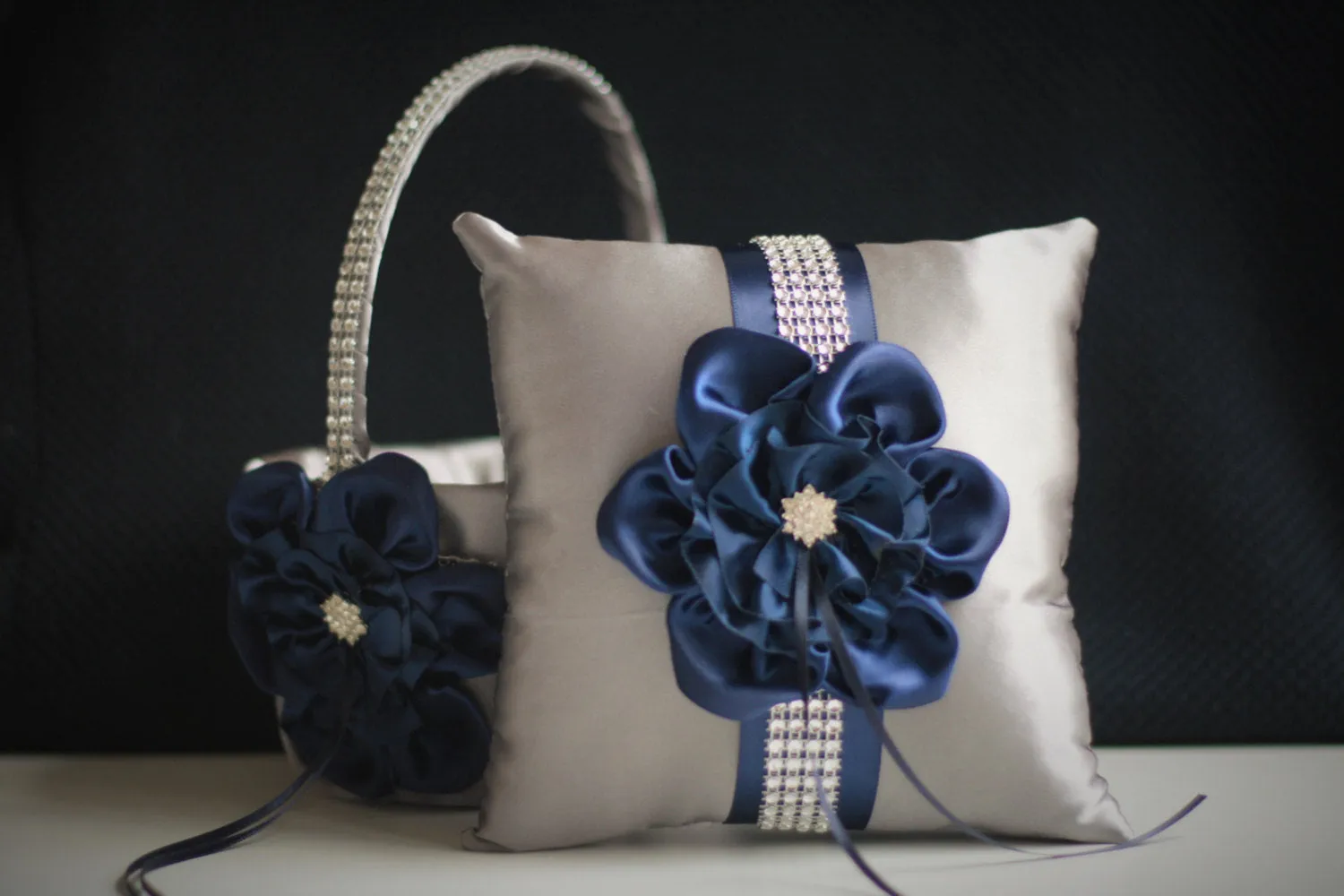 Gray Navy Bearer Pillow \ Navy ring cushion \ Navy Wedding Pillow \ Gray Navy Wedding Ring Holder \ Grey Navy Pillow \ Pillow for rings
