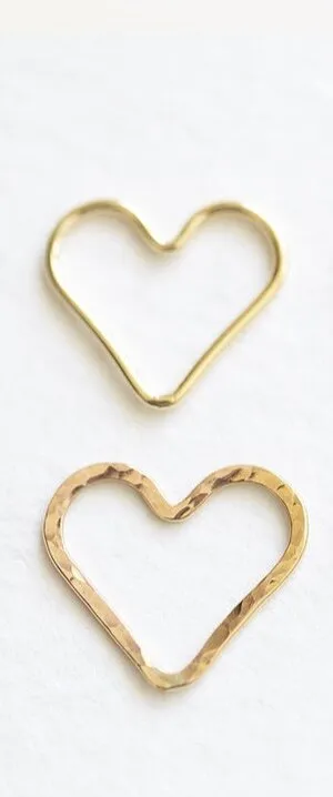 HAYLEY HEART NECKLACE