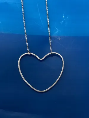 HEART OUTLINE NECKLACE