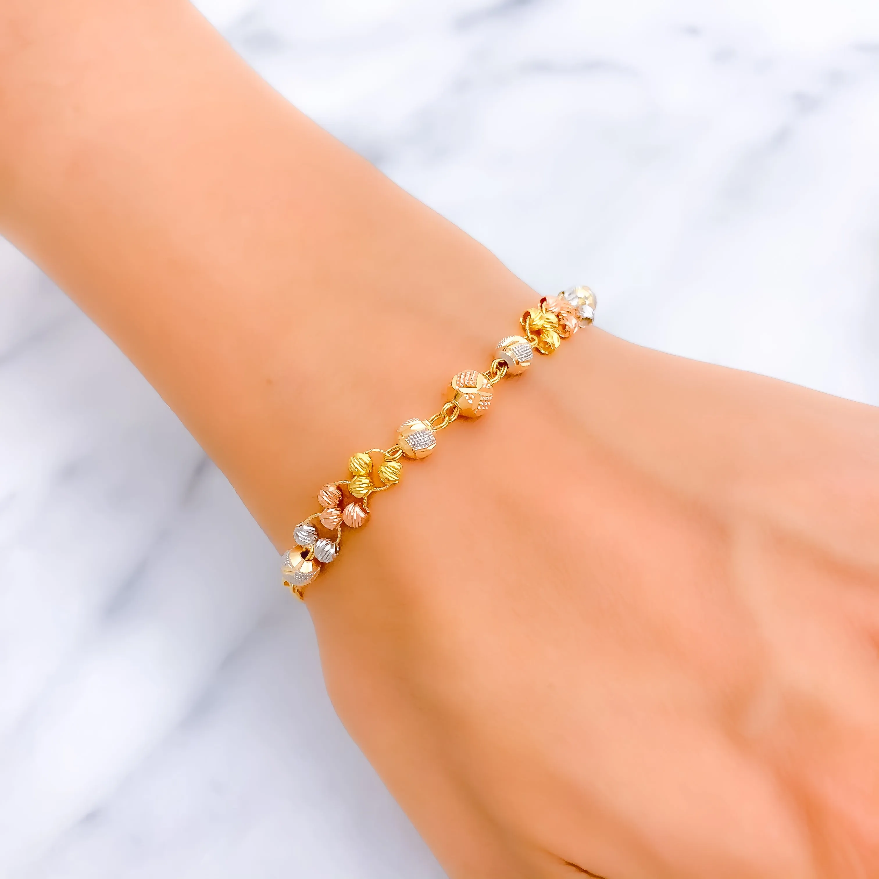 Impeccable Rich 22k Gold Colored Bracelet