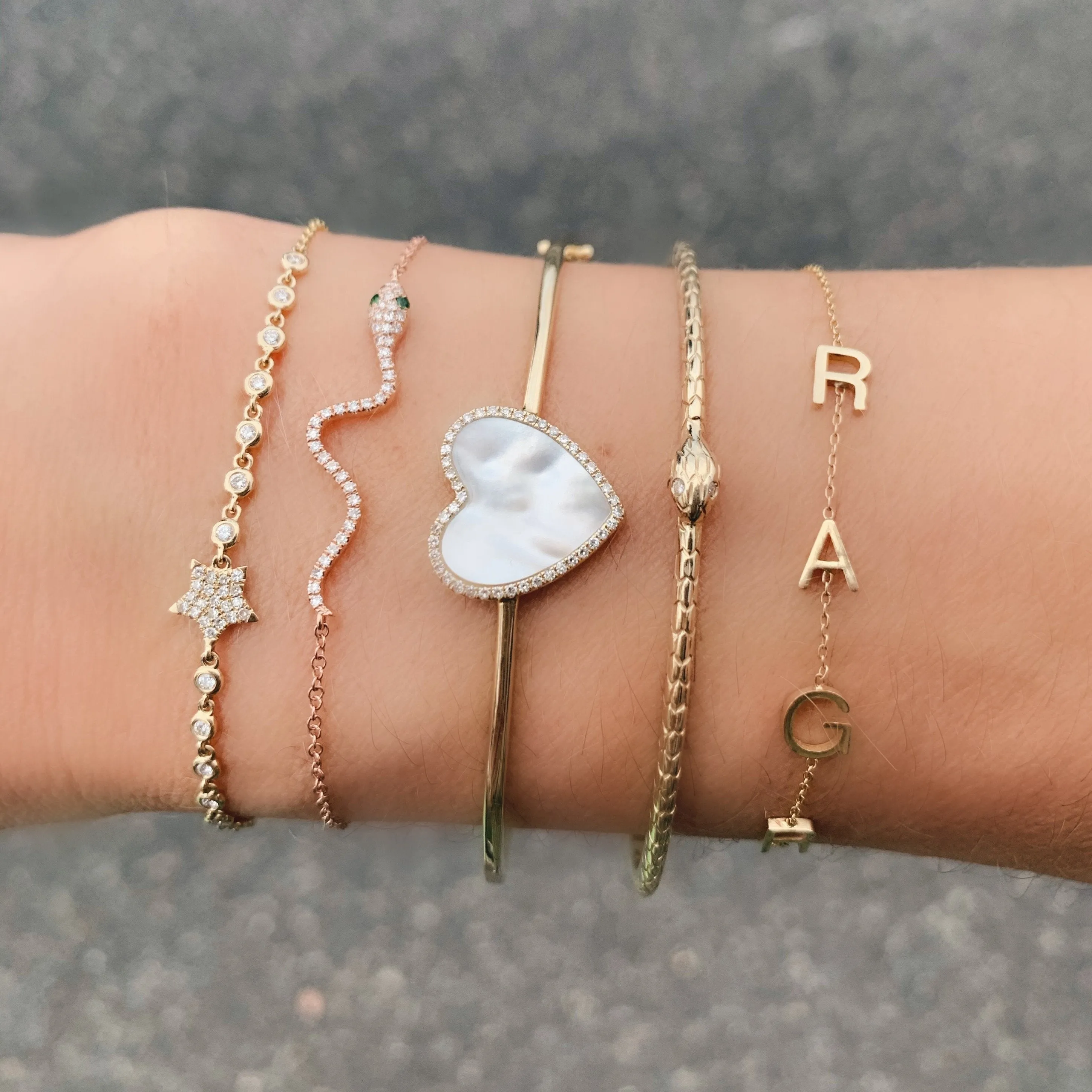 Inlay Heart with Diamond Frame Hinge Bangle