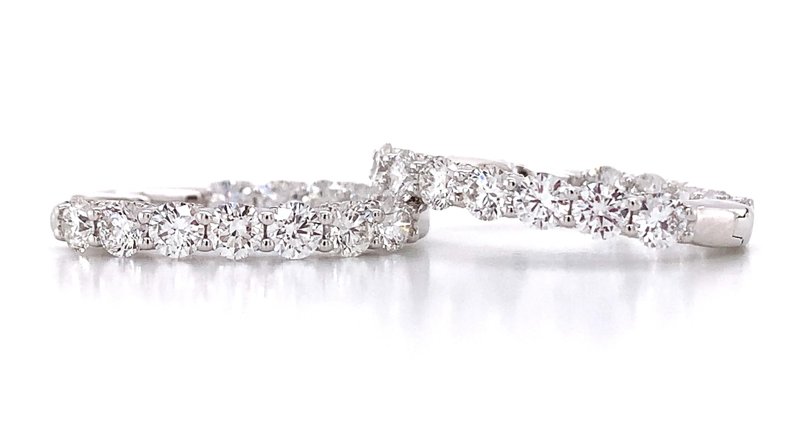 Ladies Diamond Huguie Earrings 2.09ctw