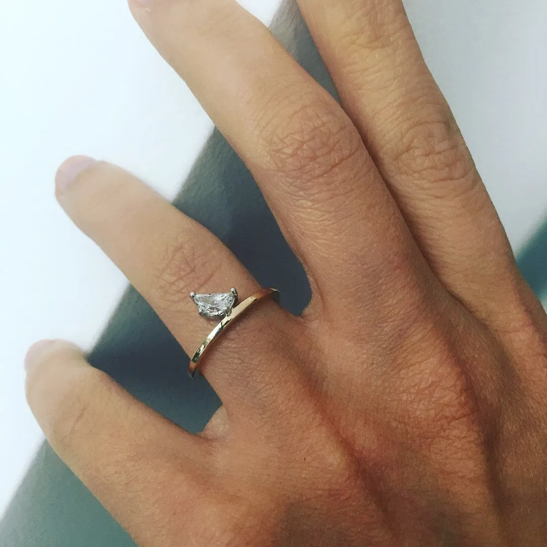 Luna Ring