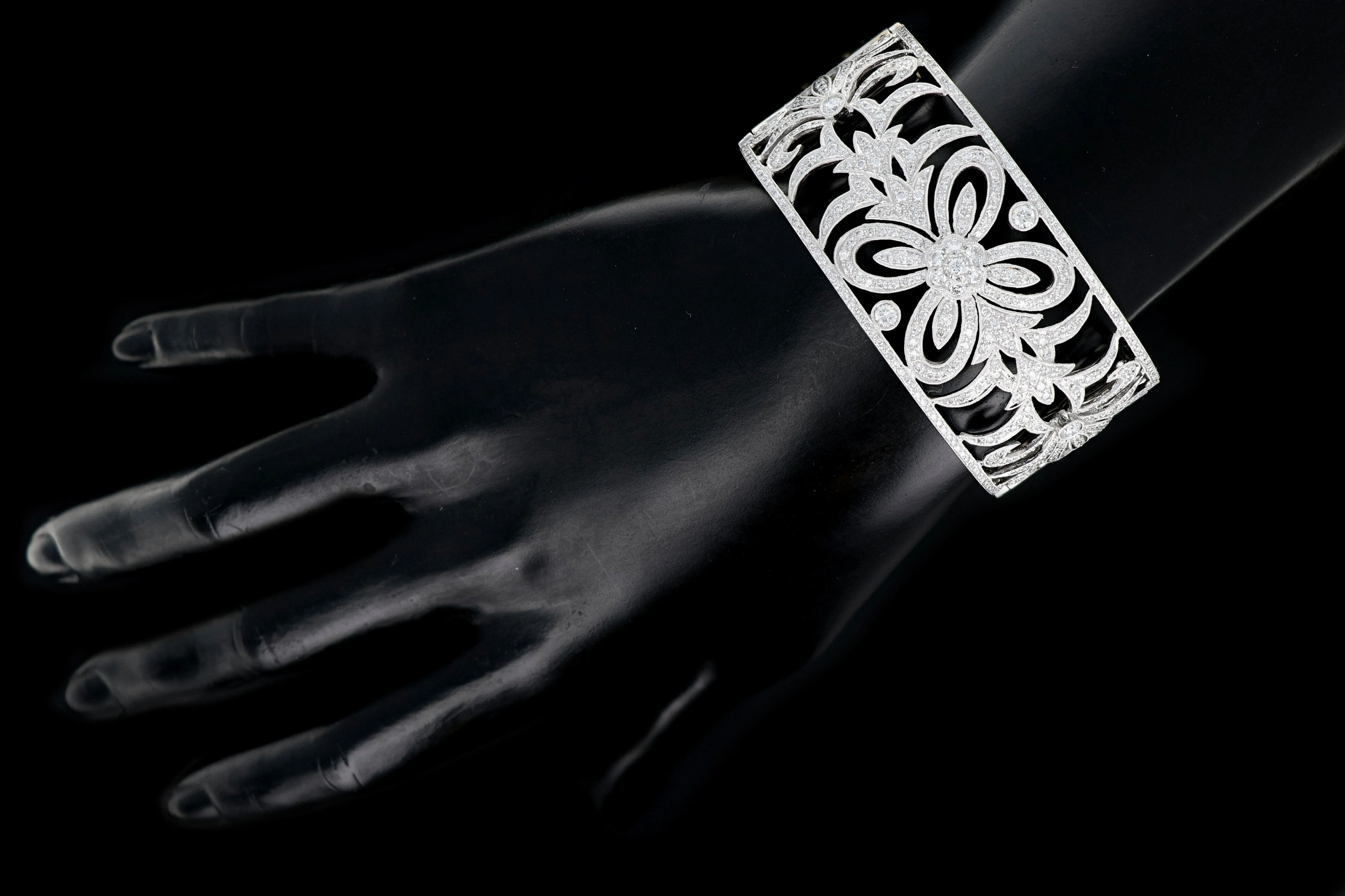 Modern 18K White Gold 5 Carat Diamond Bangle