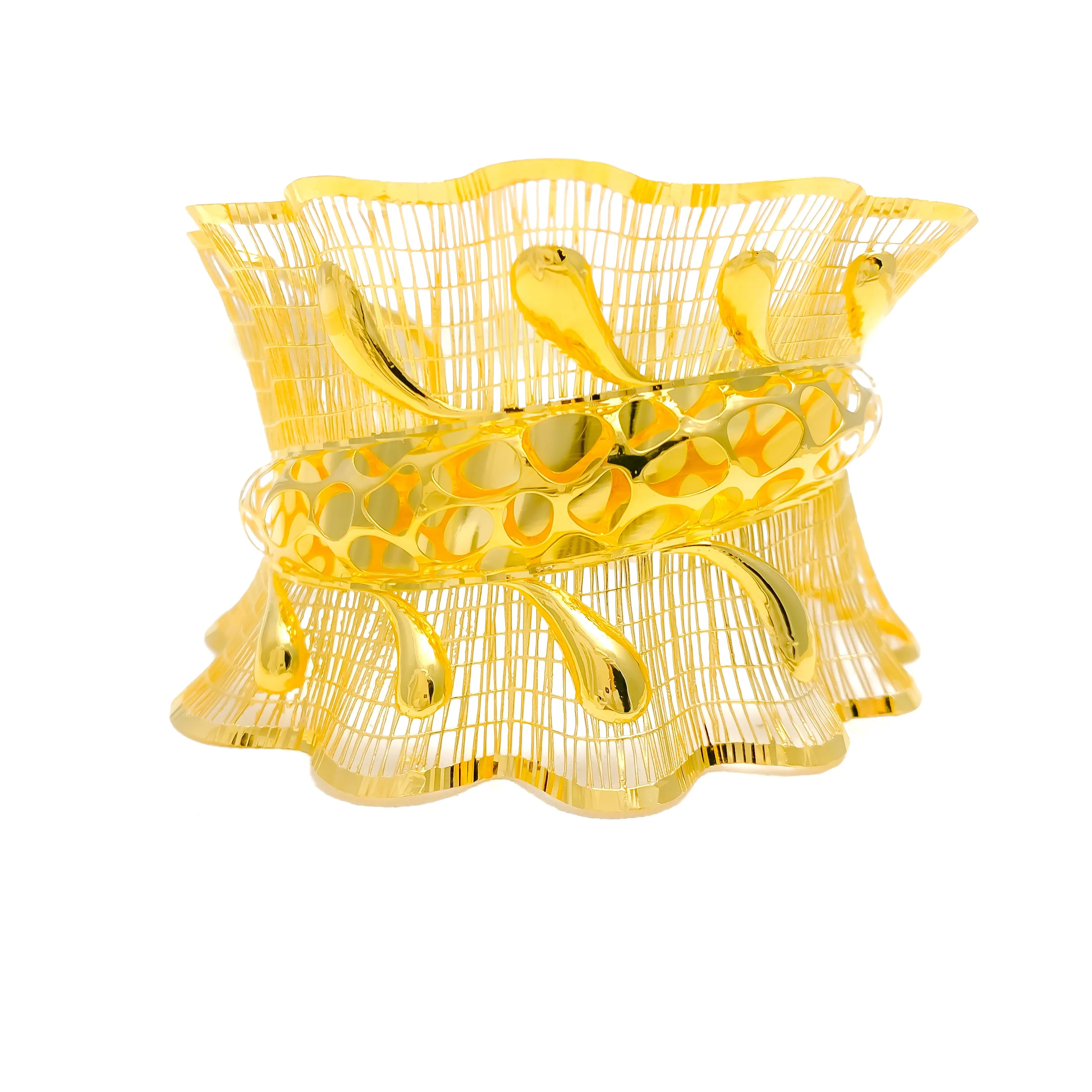 Ornamental Mesh Striped 21K Gold Bangle Bracelet