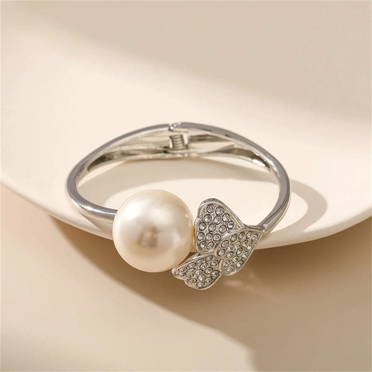Pearl & Cubic Zirconia Silver-Plated Round Heart Bangle