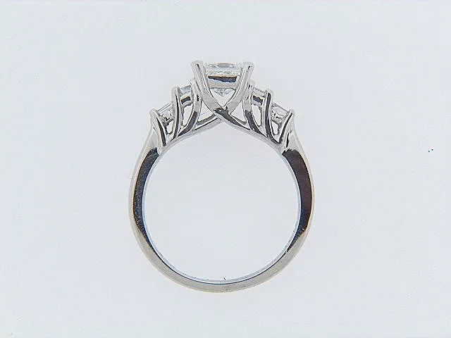 PLATINUM DIAMOND SOLITAIRE RING