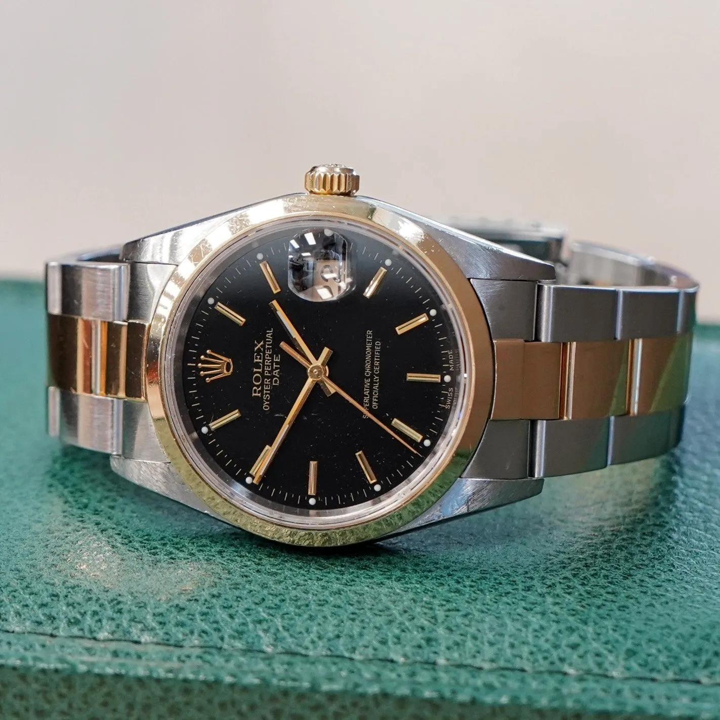 ROLEX Date 15203 34mm Automatic Watch Steel & 18K Gold - Double Box & Papers