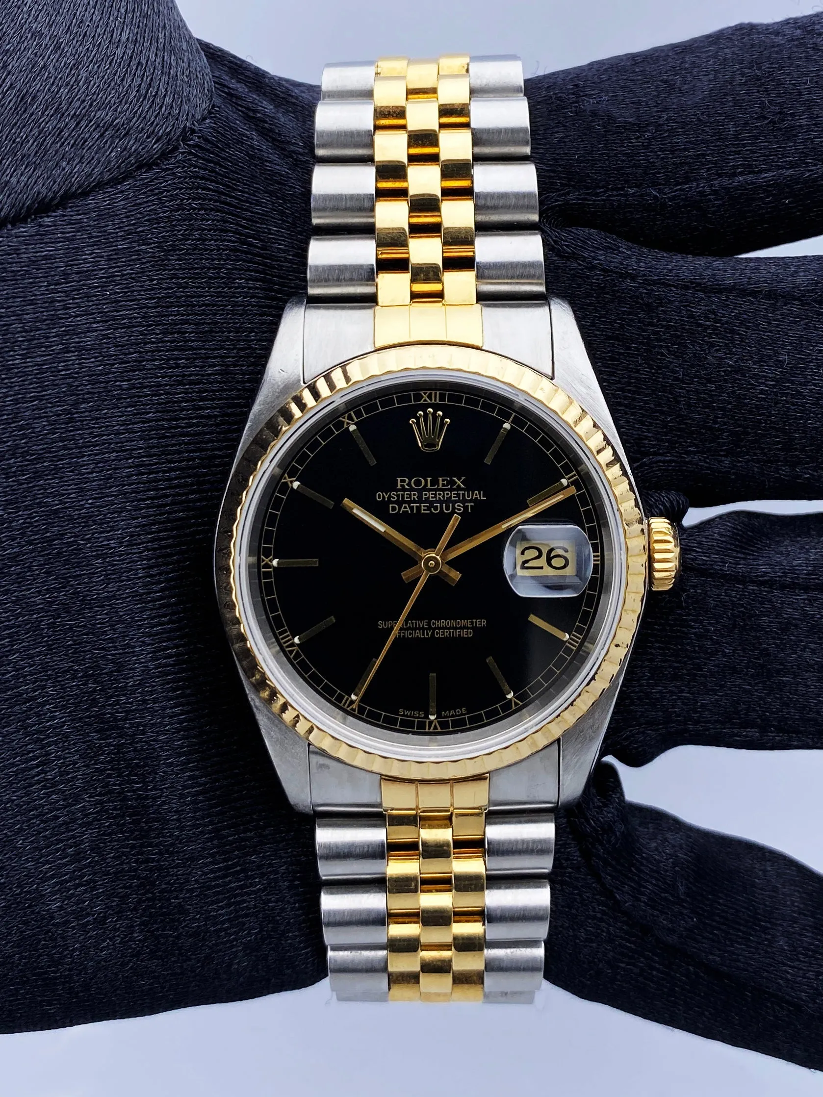 Rolex Datejust 16233 Black Dial Mens Watch Box Papers