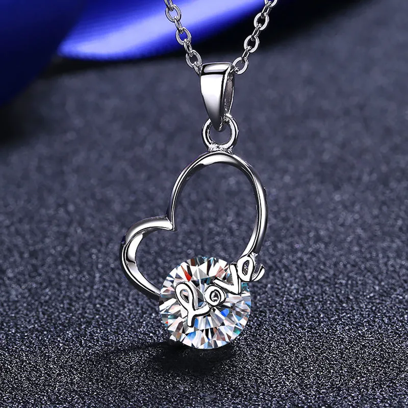 Round Cut Moissanite Diamond Heart-shaped Pendant Necklace