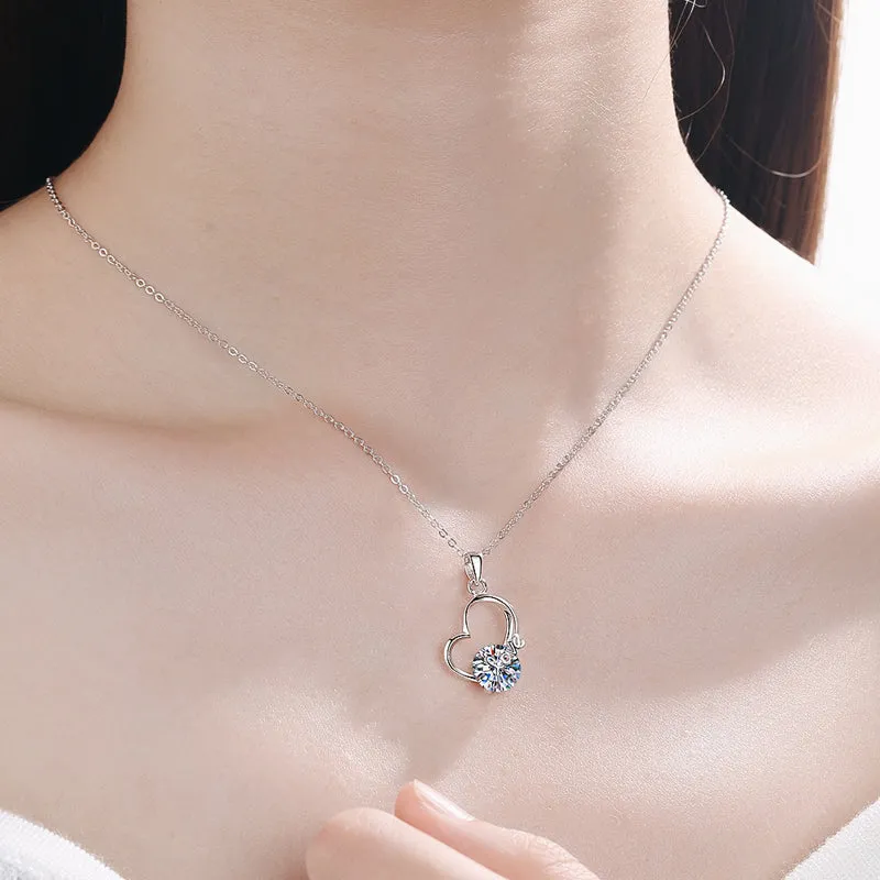 Round Cut Moissanite Diamond Heart-shaped Pendant Necklace