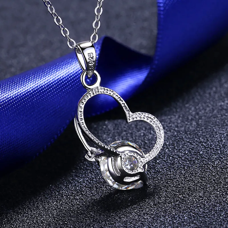Round Cut Moissanite Diamond Heart-shaped Pendant Necklace
