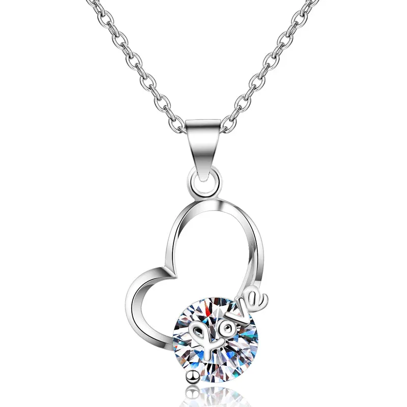 Round Cut Moissanite Diamond Heart-shaped Pendant Necklace