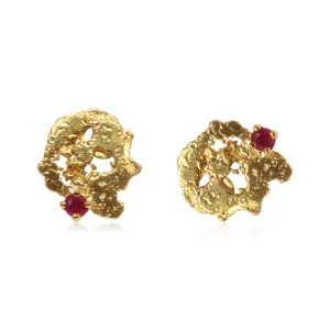Sea Fan Gold Earrings with Ruby