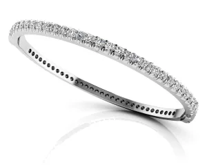 Shared Prong Oval Lab-Grown Diamond Bangle with 2.99 ct.(finished) 3.1mm