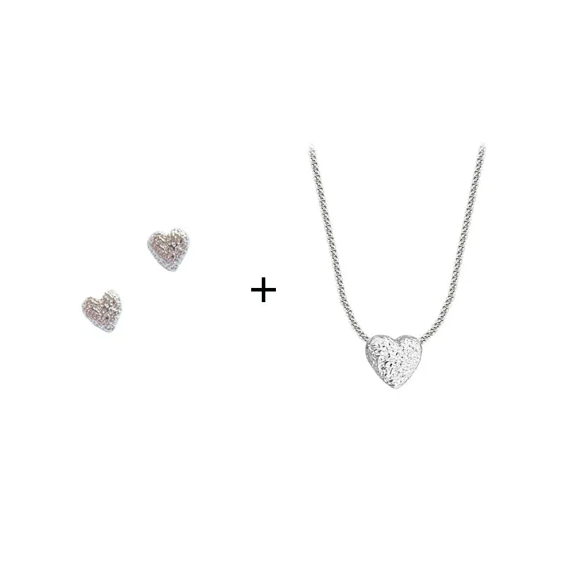 Silver Girls Hammer pattern Love Necklace Simple Heart shaped Pendant Women's Boutique Jewelry