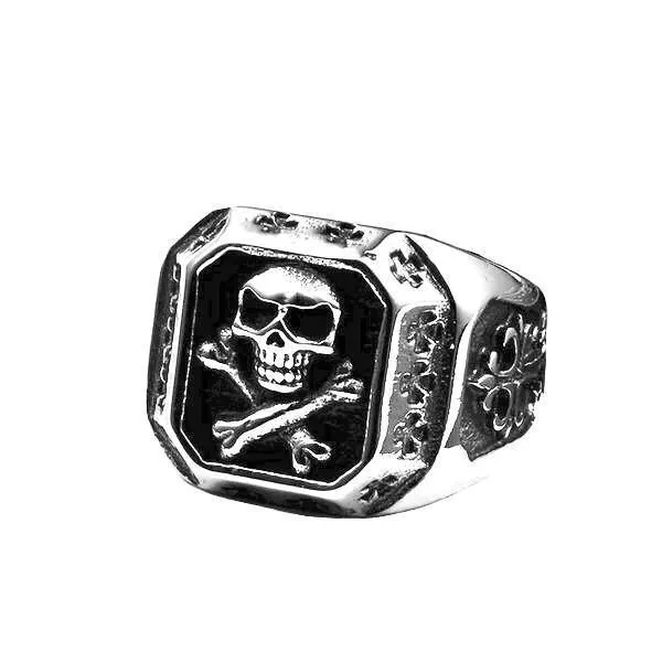 Skull & Crossbones Ring