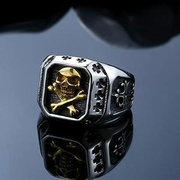Skull & Crossbones Ring