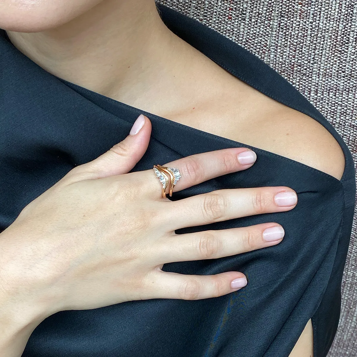 Swoop Side Ruched Ring - Diamond