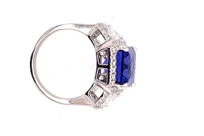 Tanzanite and Diamond Ring