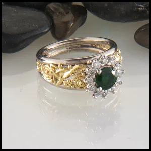 Tsavorite Halo Knotwork Ring
