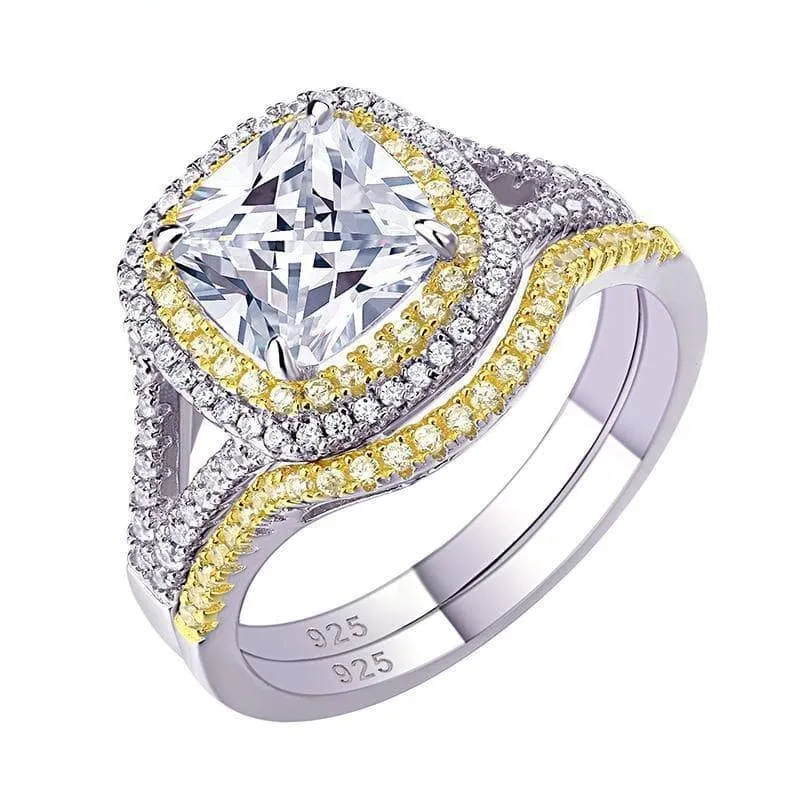 Two-tone 1.8 Ct Cushion Cut Diamond Ring Set