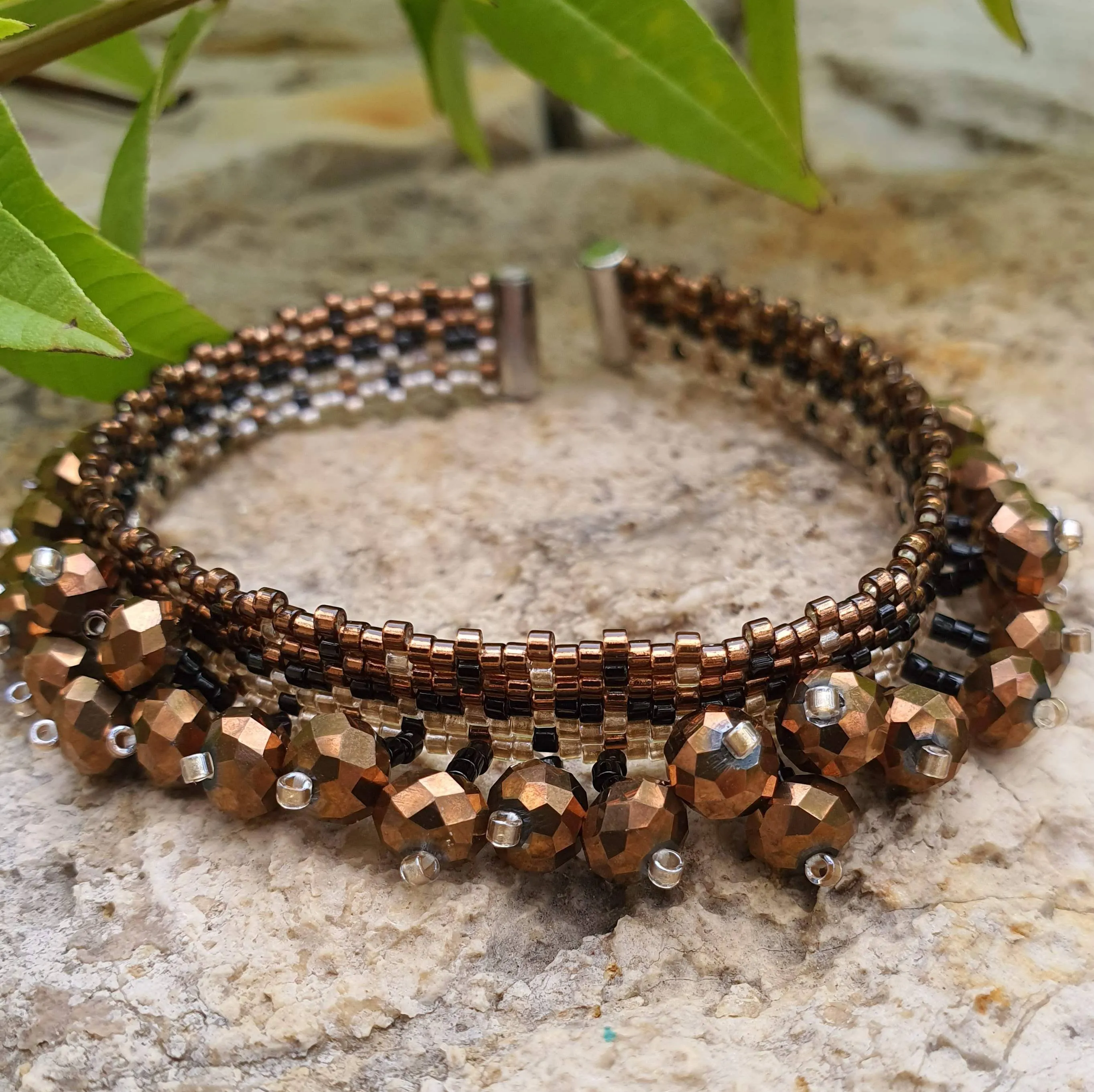Vertical Peyote Pattern - Bracelet LEO2