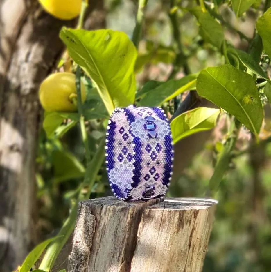 Vertical Peyote Pattern - Bracelet MALVA