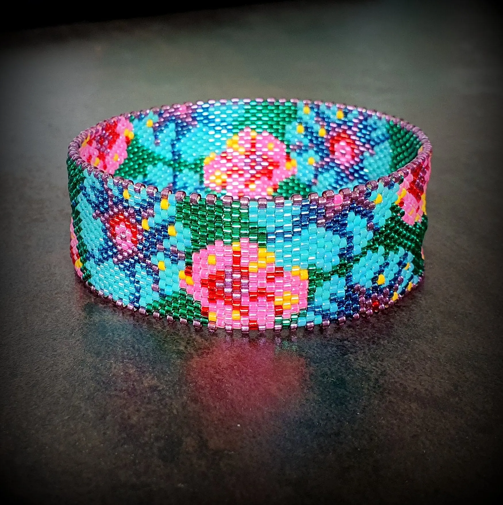 Vertical Peyote Pattern - Bracelet OLGA FLEURI