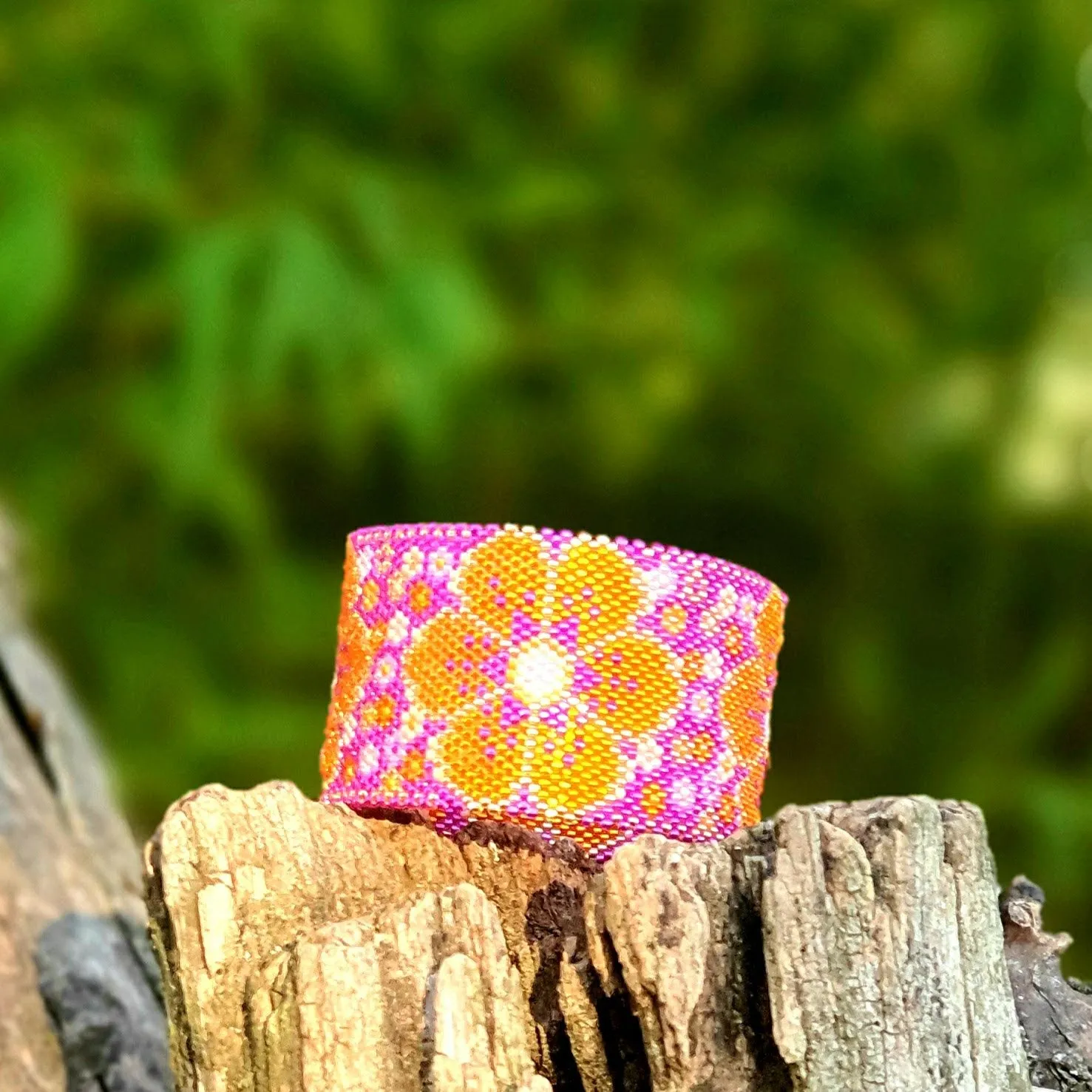 Vertical Peyote Pattern - Bracelet SEVENTIES