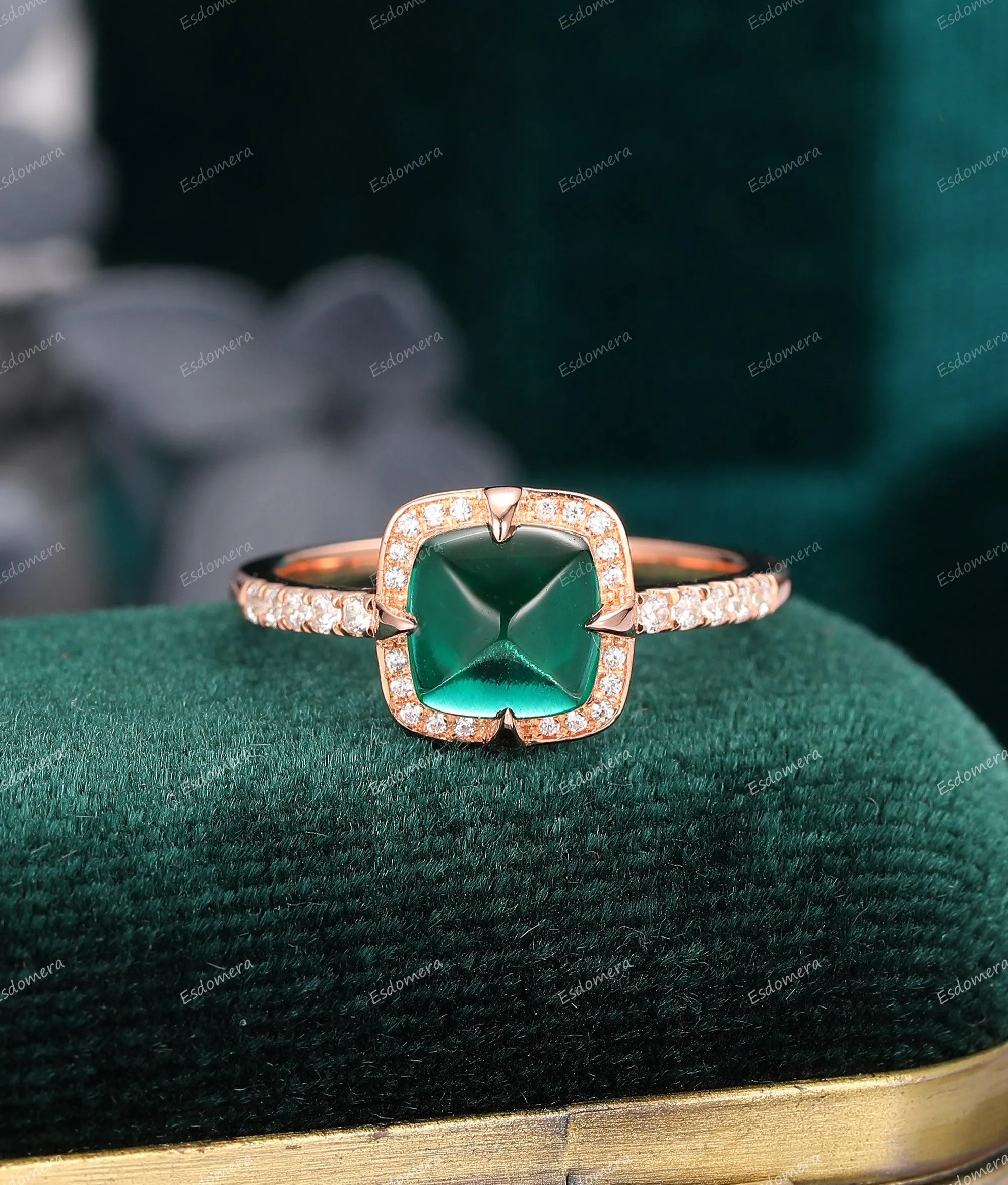 Vintage Cushion Sugar Loaf Cut 7mm Emerald Ring Moissanite Halo Ring 4 Prong Set Rose Gold Ring For Women