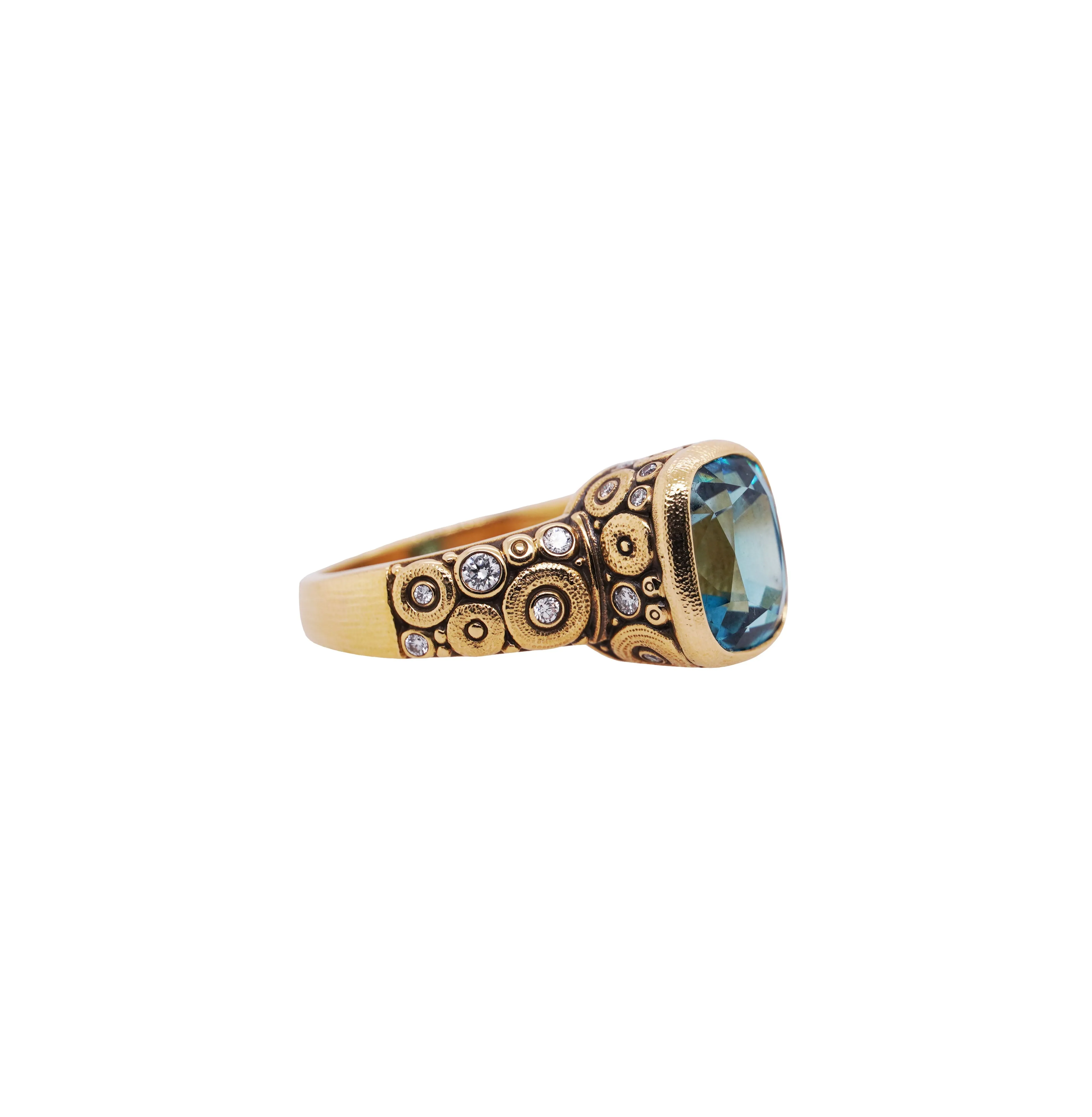Yellow Gold and Blue Zircon "Vila" Ring